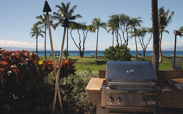 BBQ grill in Maui