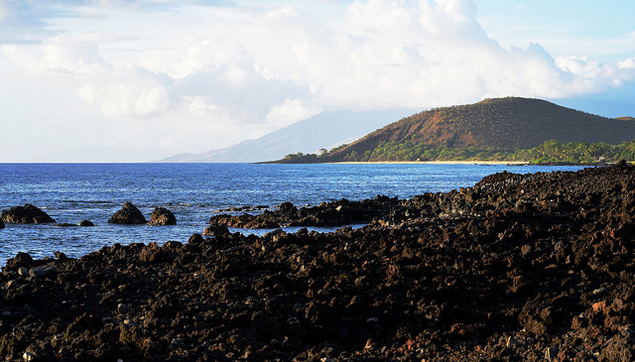 Pu'u Olai (Red Hill) and Big Beach as seen from Ahihi Cove in south Maui